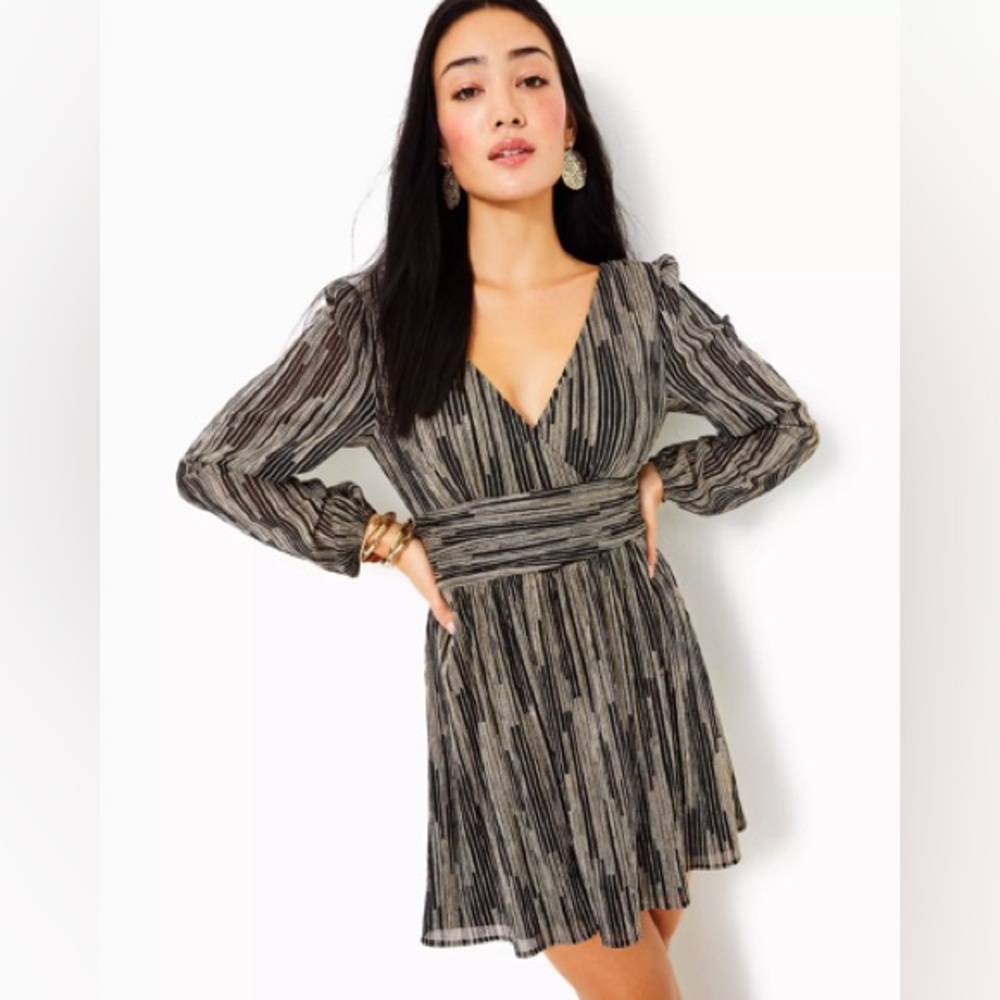 Lilly Pulitzer Riza Long Sleeve Metallic Romper in Onyx Gold, XS